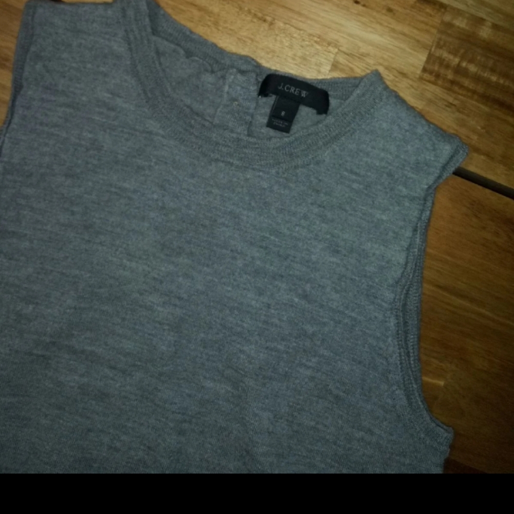 Tank - Picture 2 of 4